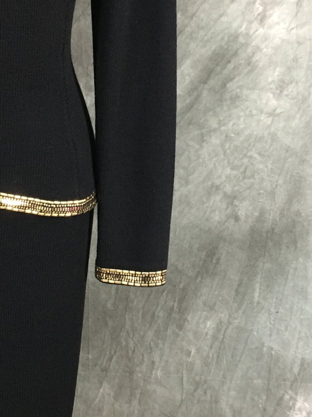 BEAUTIFUL St John evening knit black gold rhinestones embellished skirt suit 6 - Picture 6 of 10